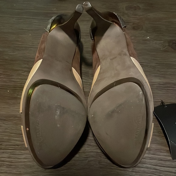 Unique BCBG Platform Heels Sz 10 NWT - Picture 7 of 11